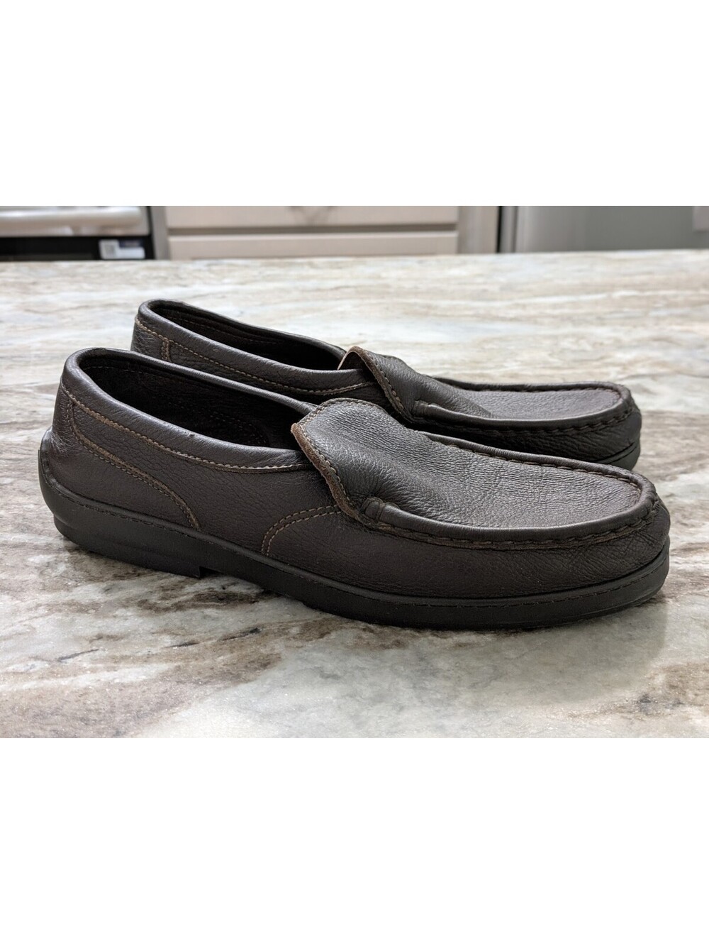 Vintage Minnetonka Leather Loafers (Late 70's to Early 90's)